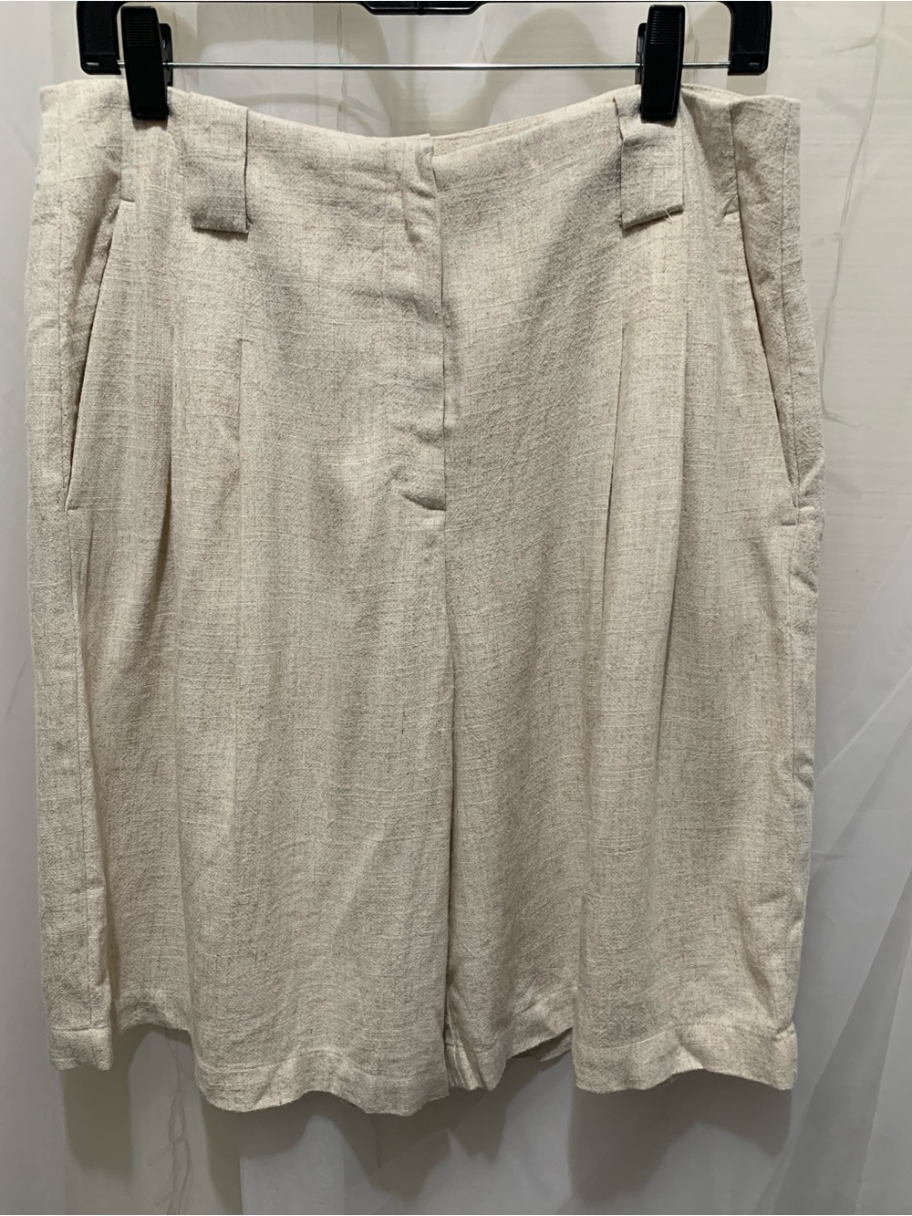 Simply Vera Linen Blend Pleated Shorts